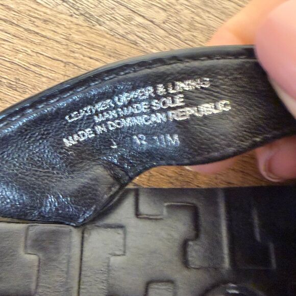 Tory Burch Black Leather Thora Sandals with silver Emblem, sz 11 women’s shoes - Picture 4 of 7